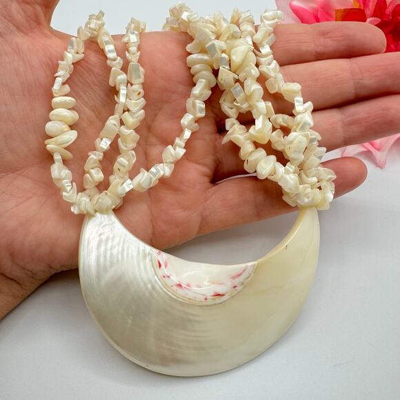 Vintage Nautilus Shell Carved MOP Chip Multistrand Necklace Tropic Beach Cruise - Picture 7 of 11